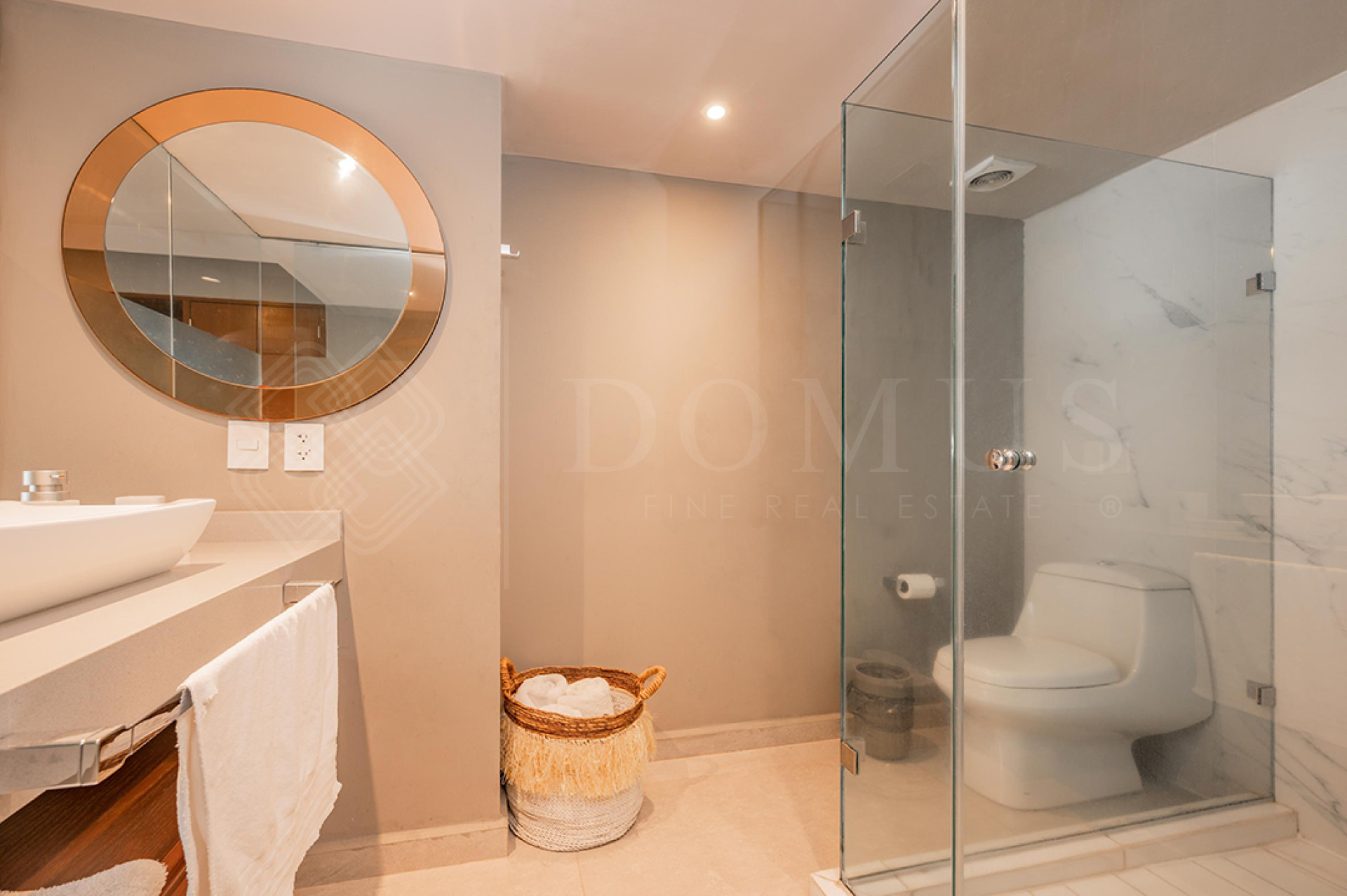 Galeria de Harbor 171 Torre Sur 6008A