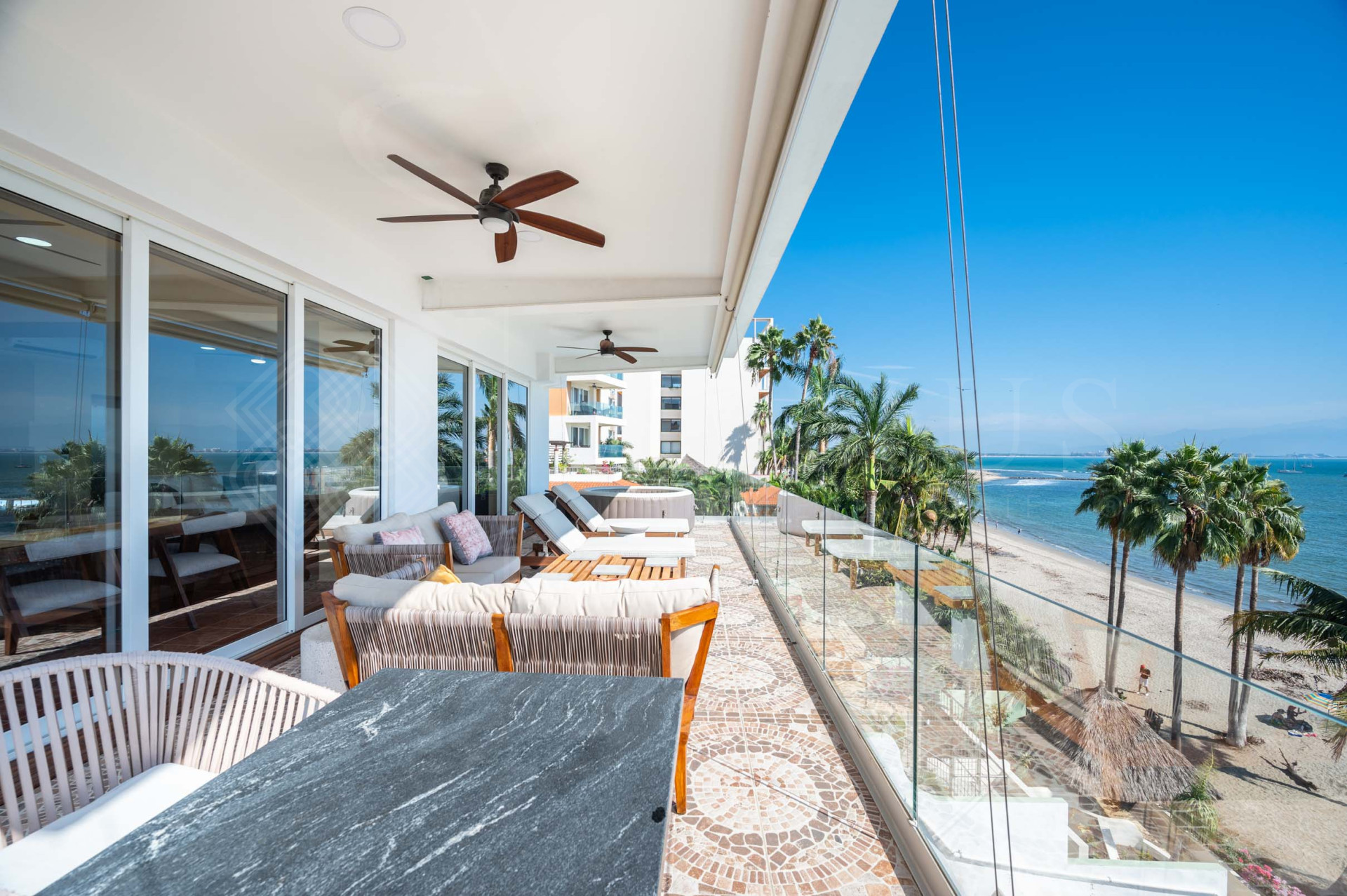 Galeria de Condominio 201 Ocean Singer La Cruz - Condominio frente al mar en venta en La Cruz de Huanacaxtle